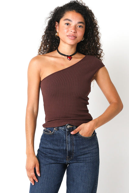 ONE SHOULDER ASYMETRICAL TOP