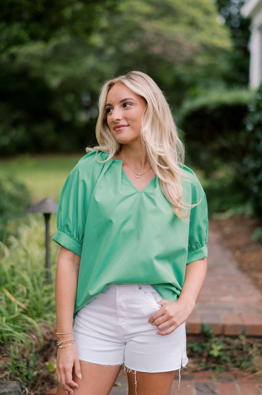 V NECK TOP WITH PLEATING DETAIL