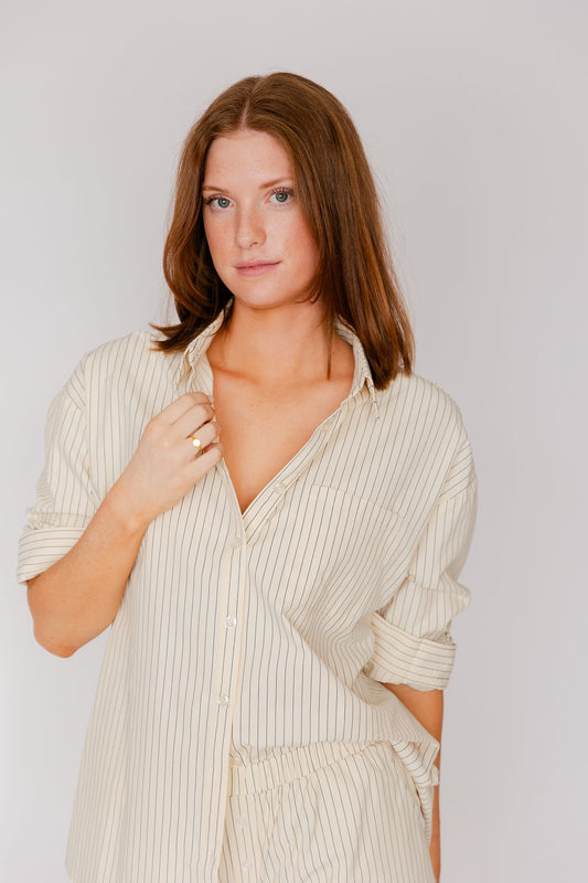 STRIPE OVERSIZE BUTTON UP SHIRT