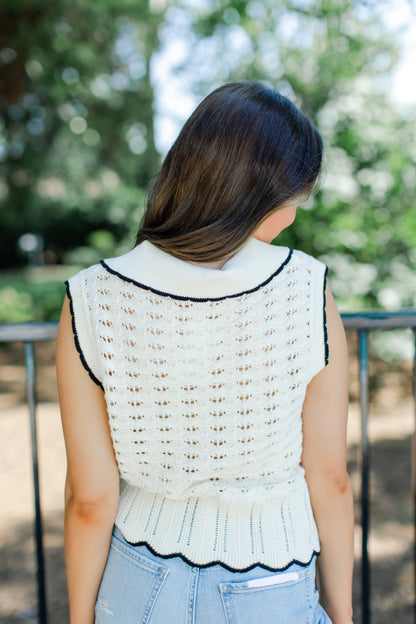 COLLARED SWEATER TOP